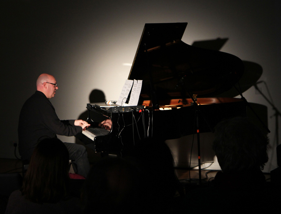 John Snijders, playing Matthew Warren's 'Three Expressions'